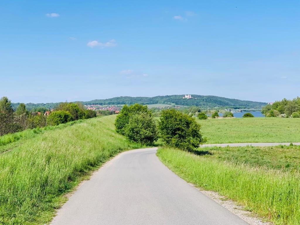 Pokoje W Starej Karczmie Liszki Exterior foto